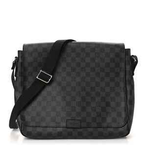 Louis Vuitton Damier Graphite District #180601L85B